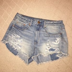 American Eagle Destroyed Light Wash Shorts Size 8