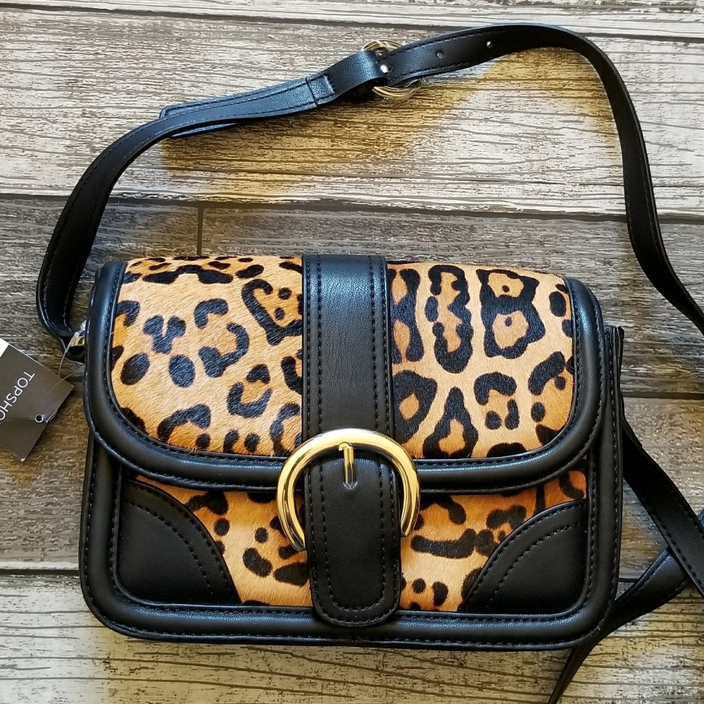 TOPSHOP leopard print flap crossbody bag - Picture 3 of 8