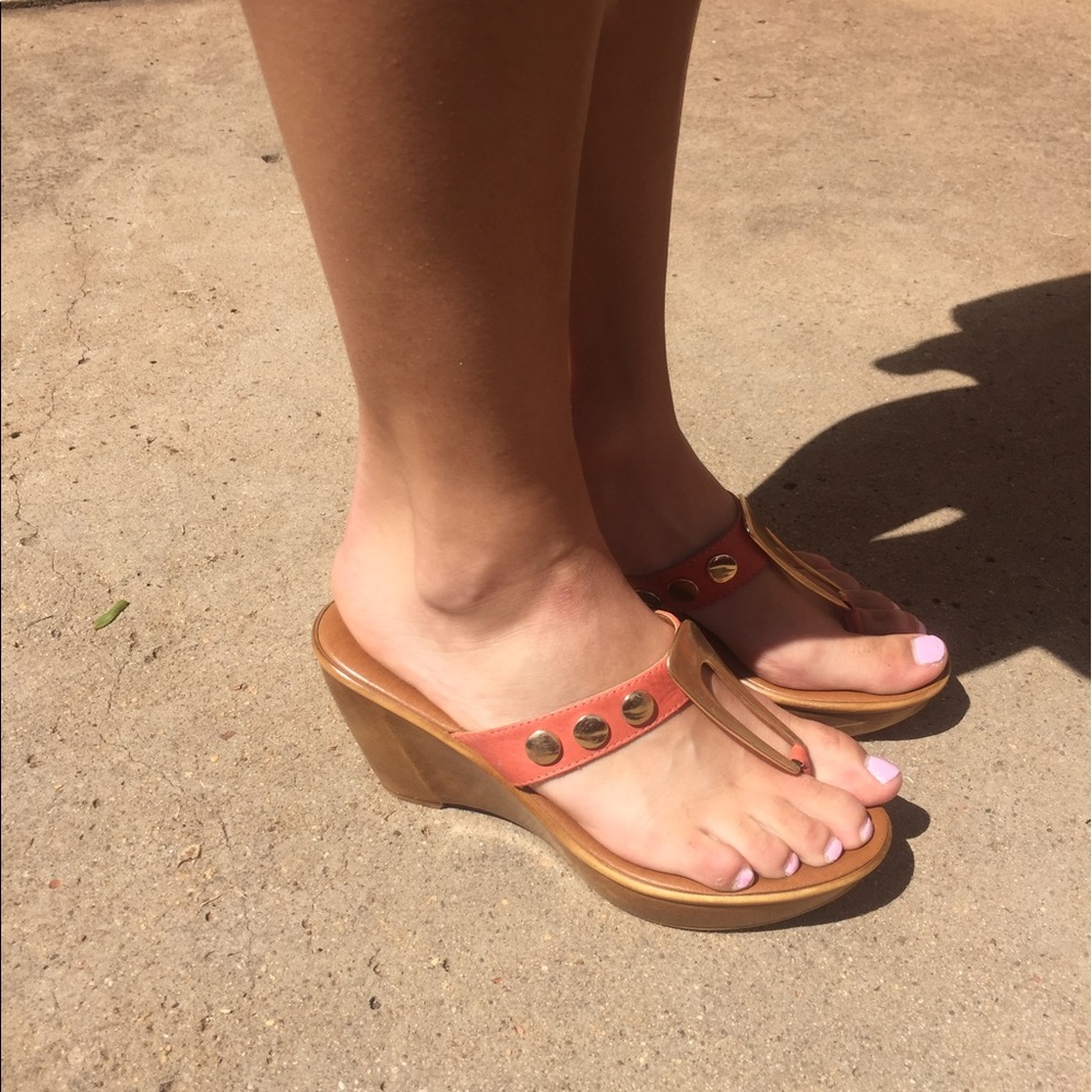 Platform sandals