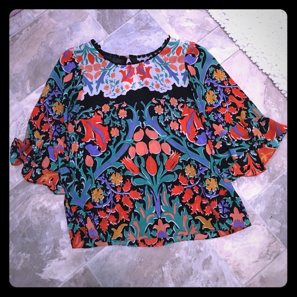 Gorgeous Maeve top!