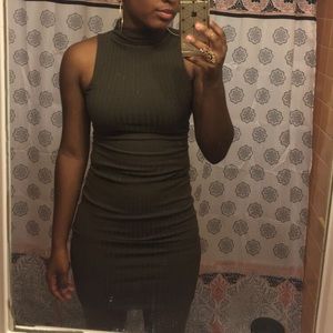 Forever 21 green dress 🌲