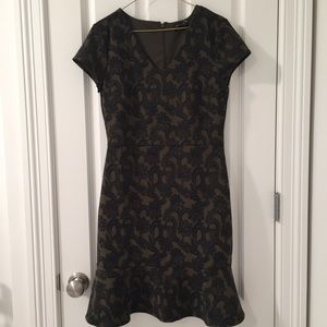 Banana Republic dark green dress, tags on, size 6