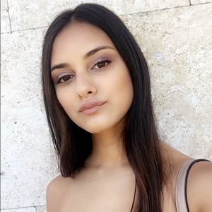Meet your Posher, Marisa