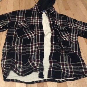 Maroon hooded flannel ❤️
