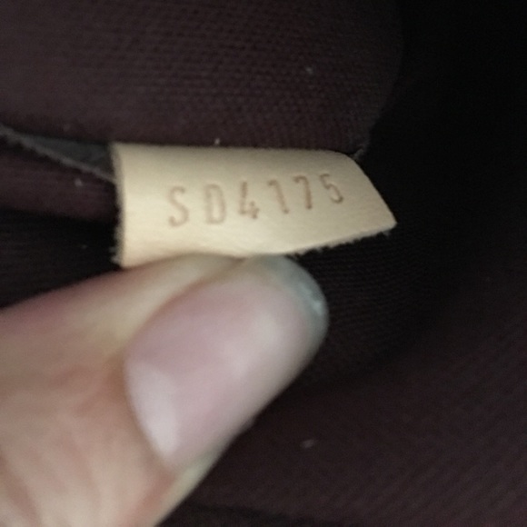 ❌SOLD❌Louis Vuitton turenne PM🌸🌺🌼 - Picture 3 of 9