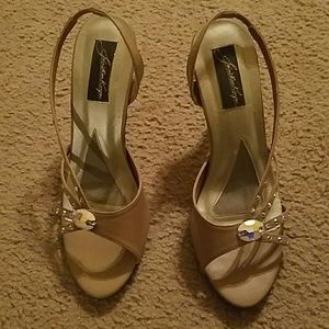 Johnathan Kayne pageant shoes