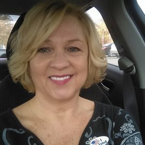 Meet your Posher, Lori