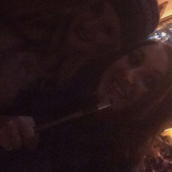 Meet your Posher, Paige - Picture 1 of 1