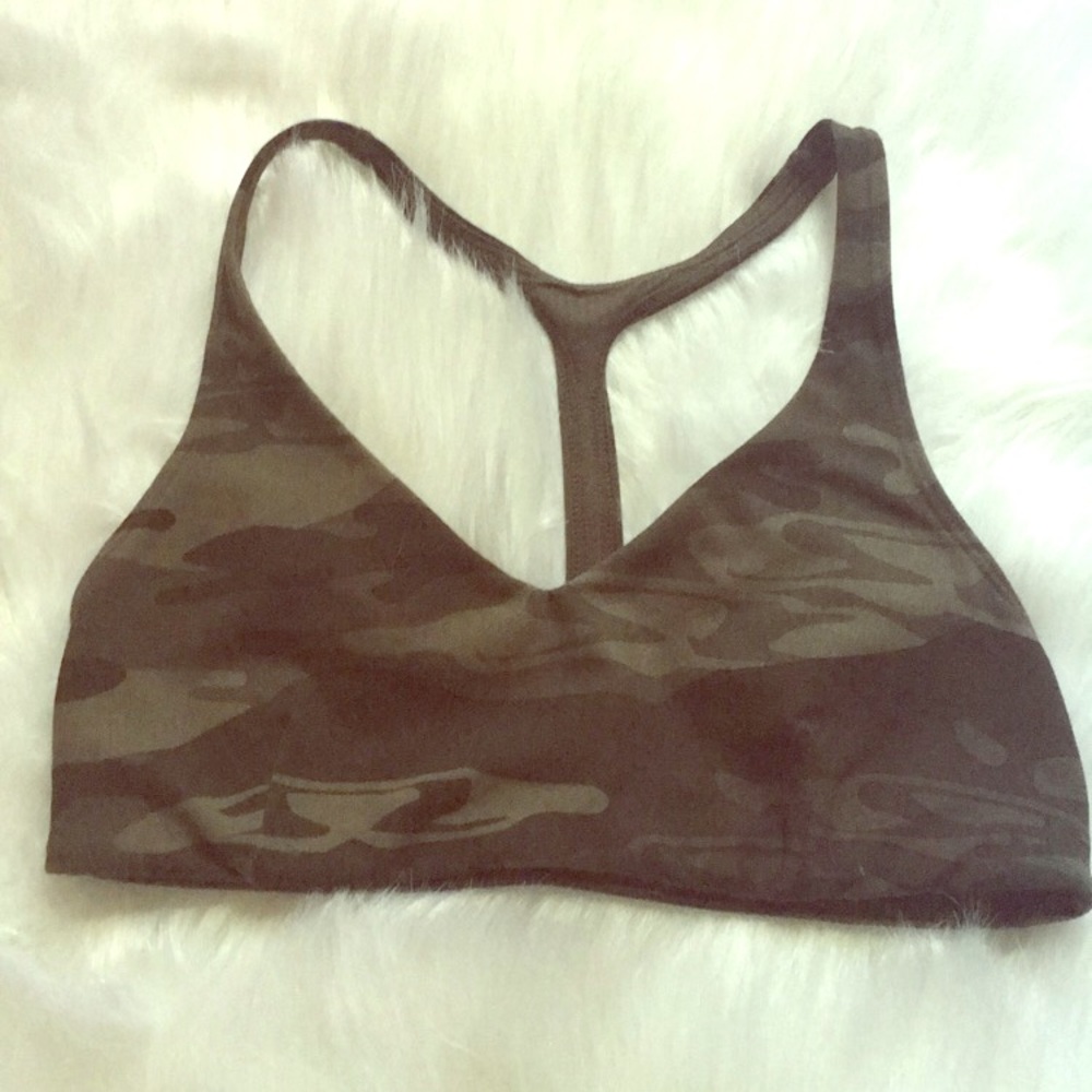 Lululemon camo sports bra💕