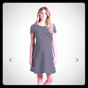 Jessica Simpson striped maternity dress