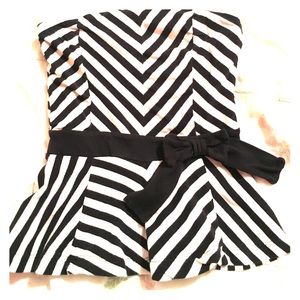 Strapless black and white top
