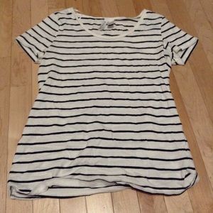 White and black striped tee