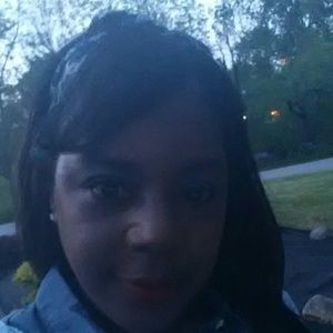 Meet your Posher, Mechelle