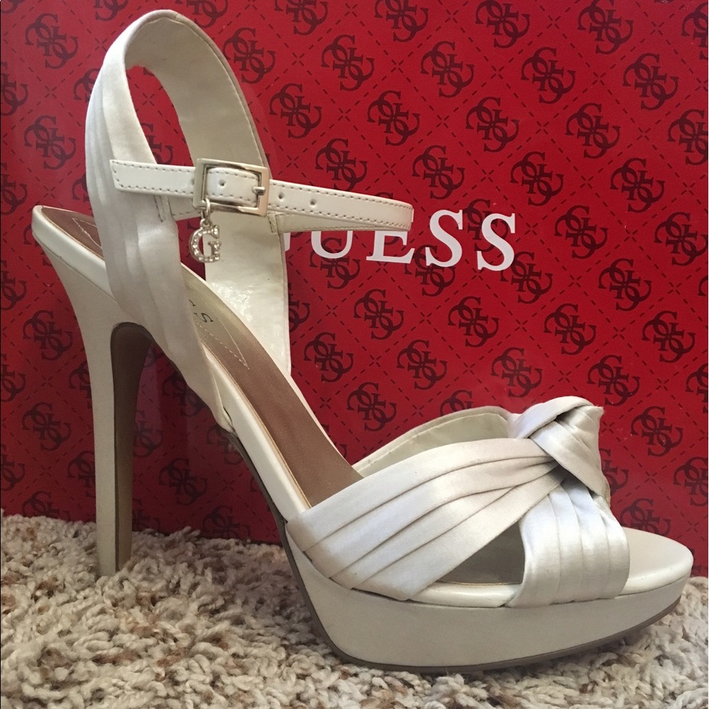 GUESS heels