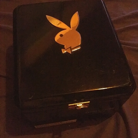 Cigar box - Picture 1 of 2