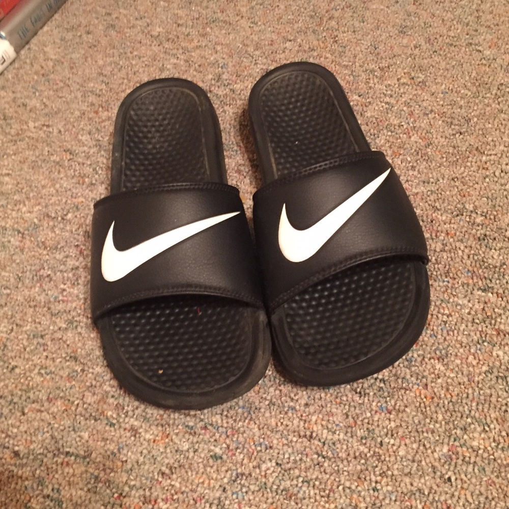 Nike slides