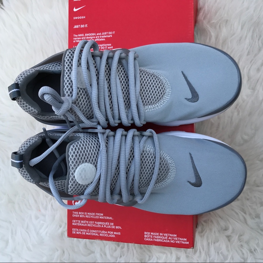 NIKE AUTHENTIC AIR PRESTOS YOUTH Sz 7 women's 8.5 - Picture 3 of 6
