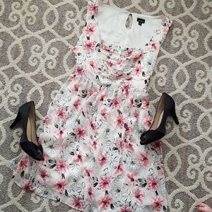 *1 hour sale* floral TORRID dress
