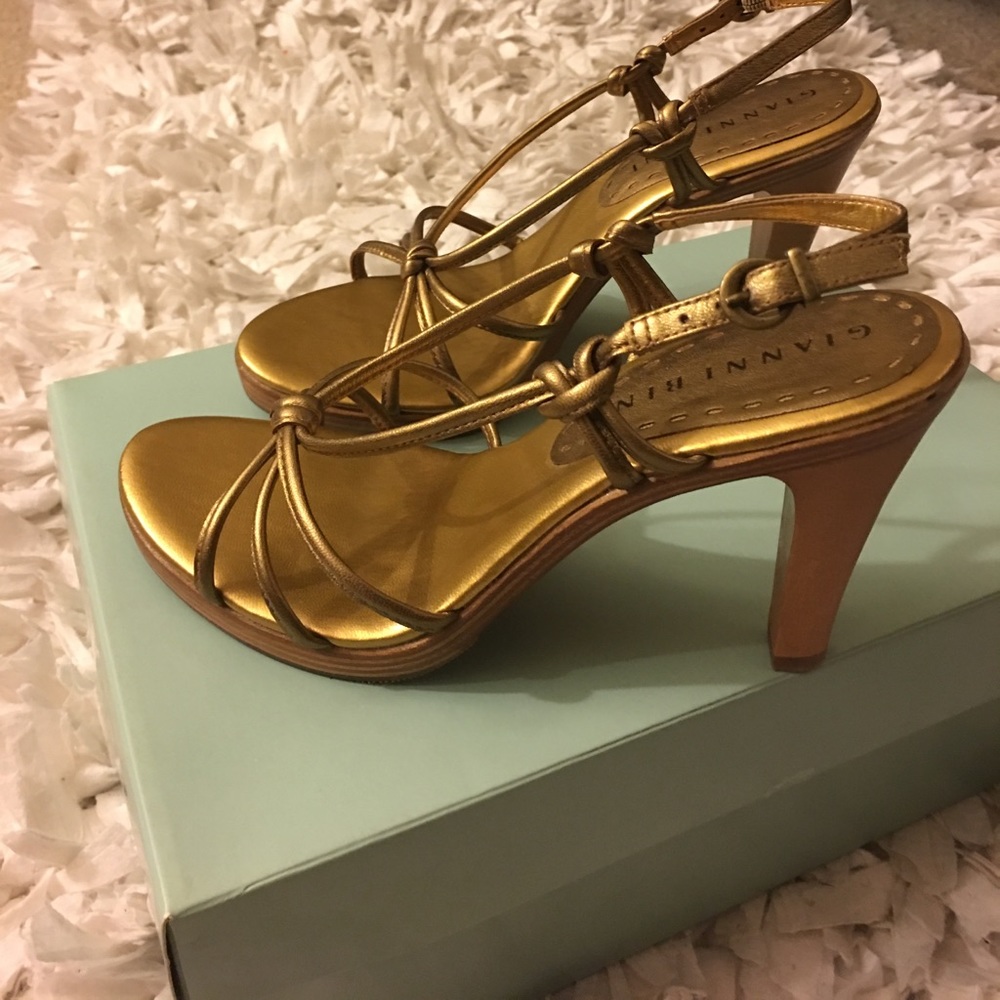 Gianni Bini bronze strap sandals