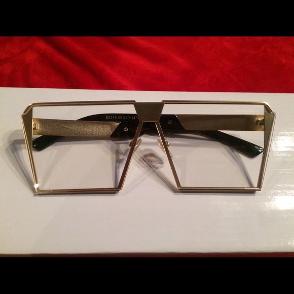 Fashion Glasses - Picture 2 of 3