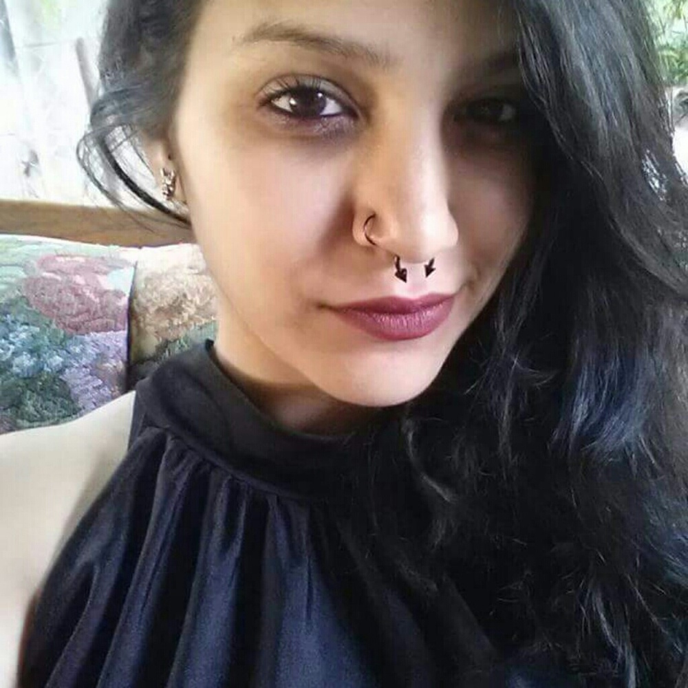 Meet your Posher, Lorena