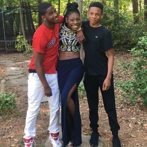 Meet your Posher, Felicia