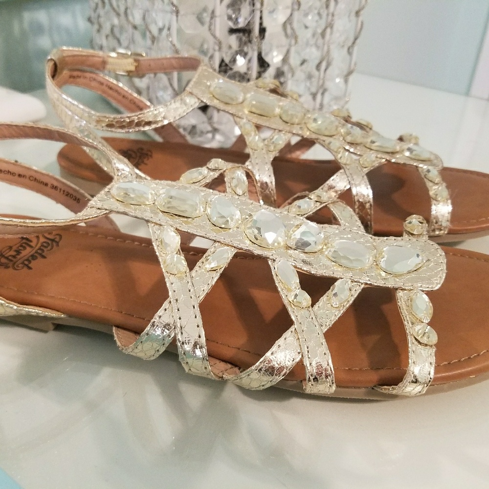 Faded glory sandals