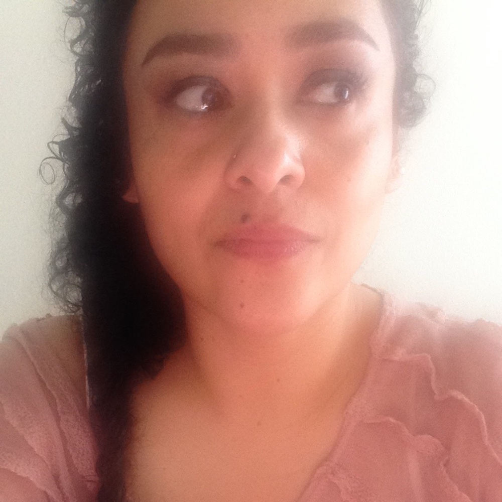 Meet your Posher, Claudia