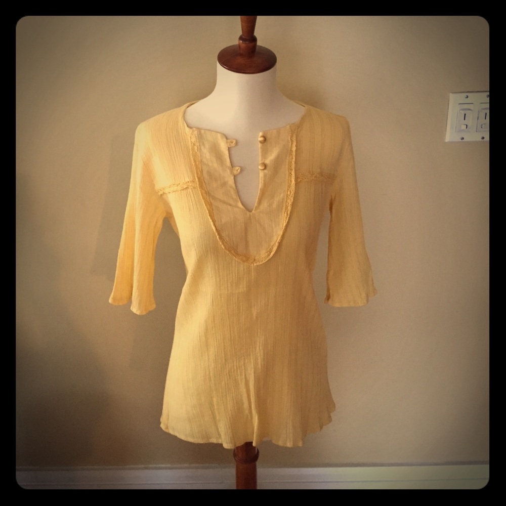 Yellow cotton top