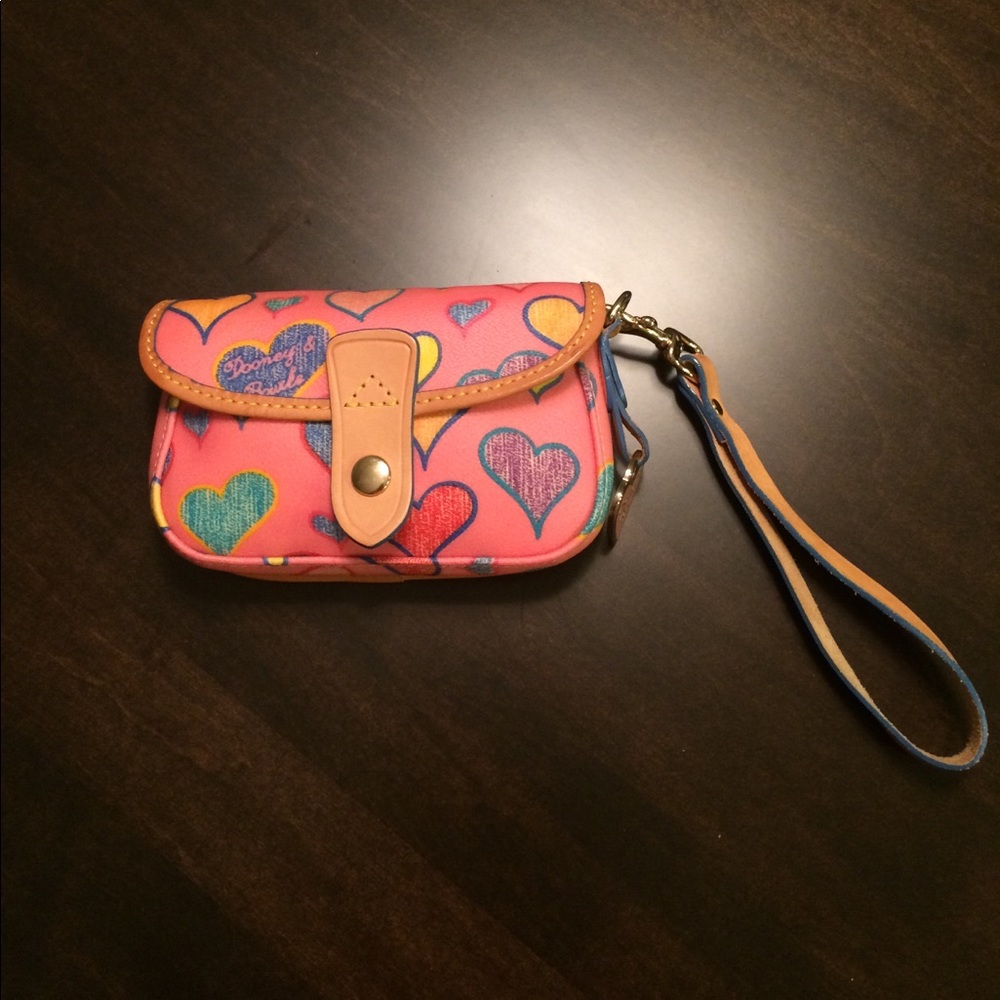 Authentic dooney and bourke wristlet - Picture 1 of 3