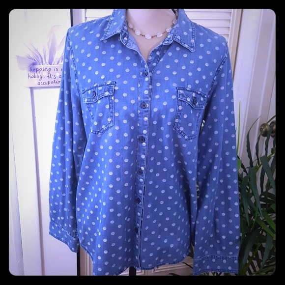Old Navy Tops - Old Navy Polka Dot blue button down Shirt size L
