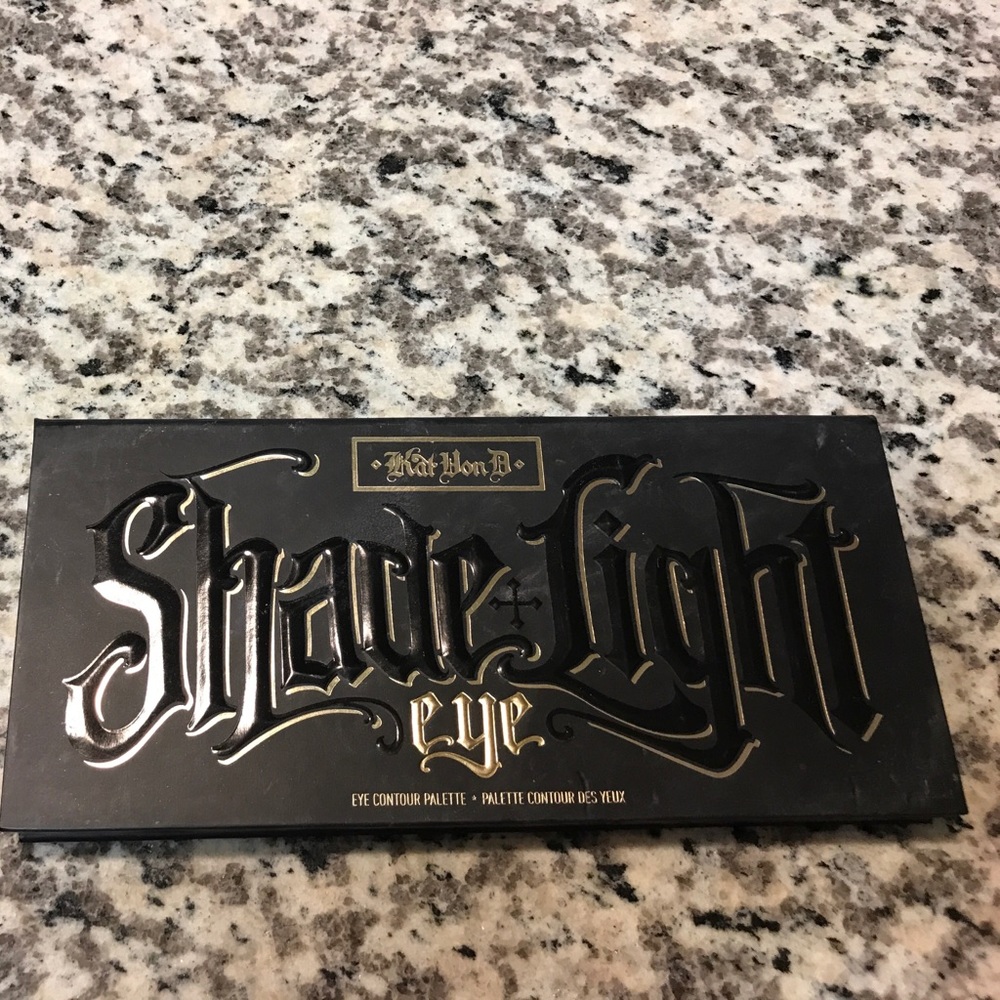 Kat Von D Shade and light eye contour palette