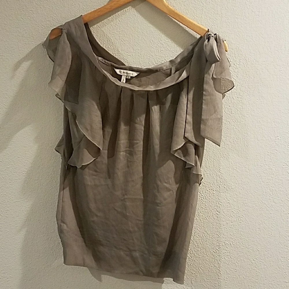 SOLD free with purchase BCBG Breezy feminine top