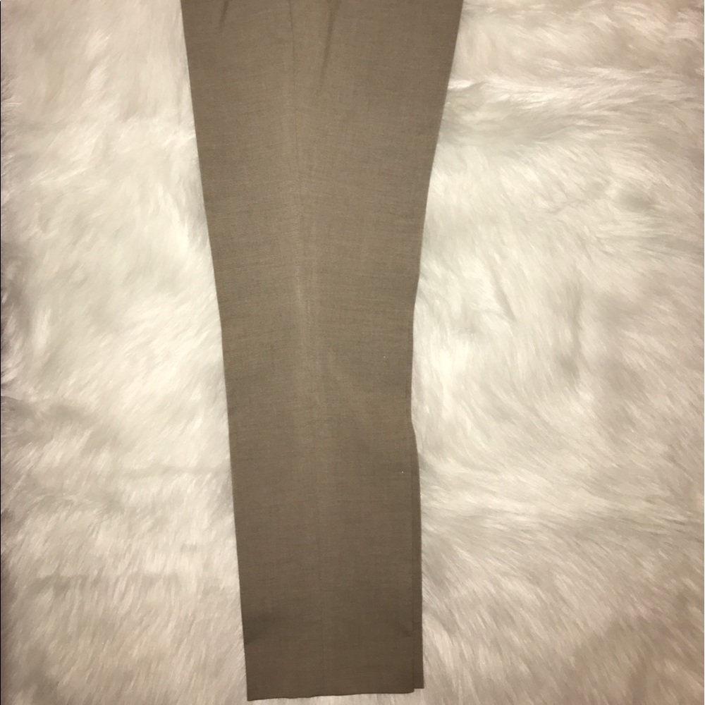 Capri Pants - Picture 3 of 3