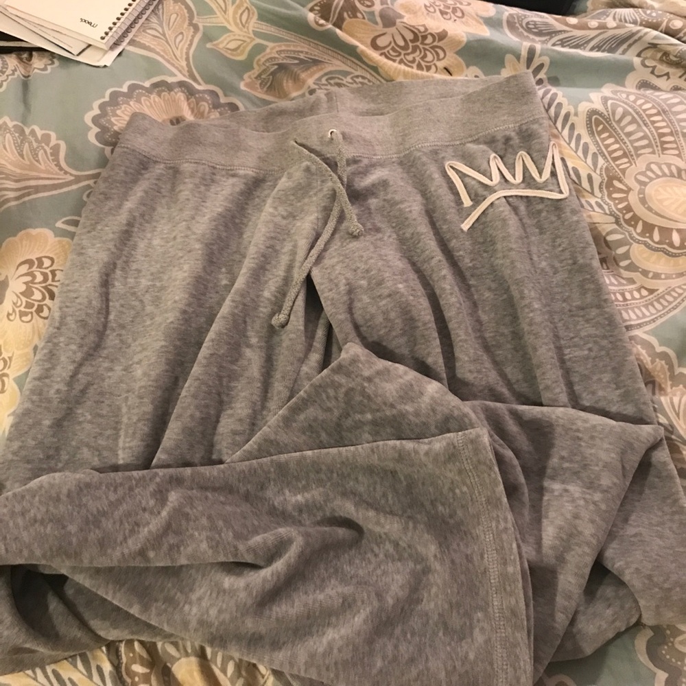 Gray juicy Velour crown sweats