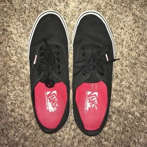 Vans ultracush shoes