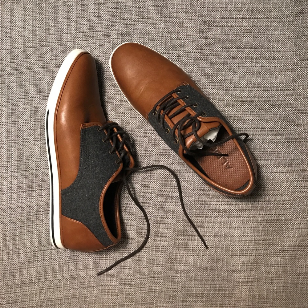 Men's Aldo Shoes. NEVER WORN.
