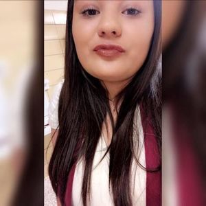 Meet your Posher, Kari