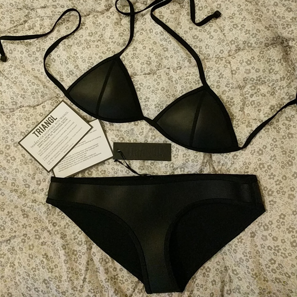 Black Triangl Bikini Size Small