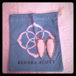 Kendra Scott Skylar Earrings in Pearl with Pouch