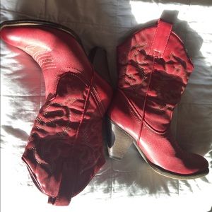 ❤️Red cowgirl boots❤️ Rue 21