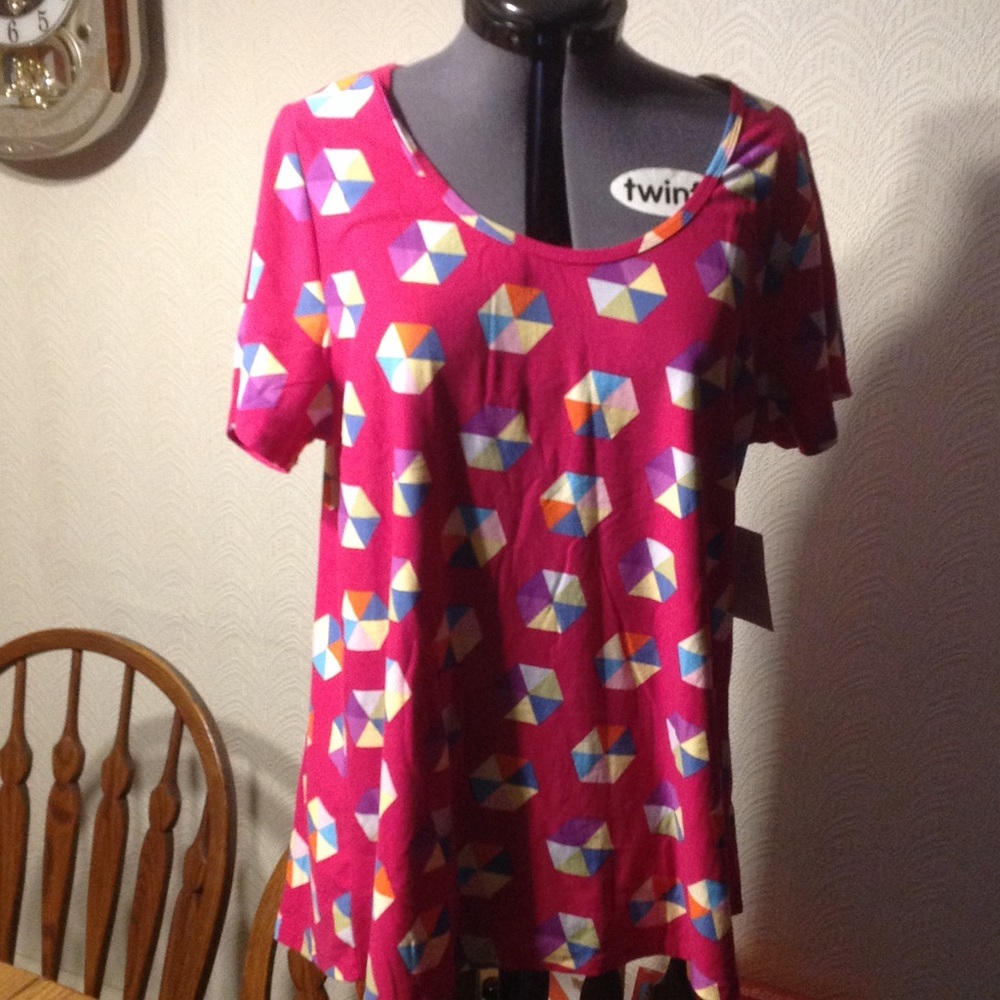 LulaRoe Classic T