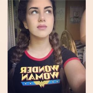 Meet your Posher, Isabella