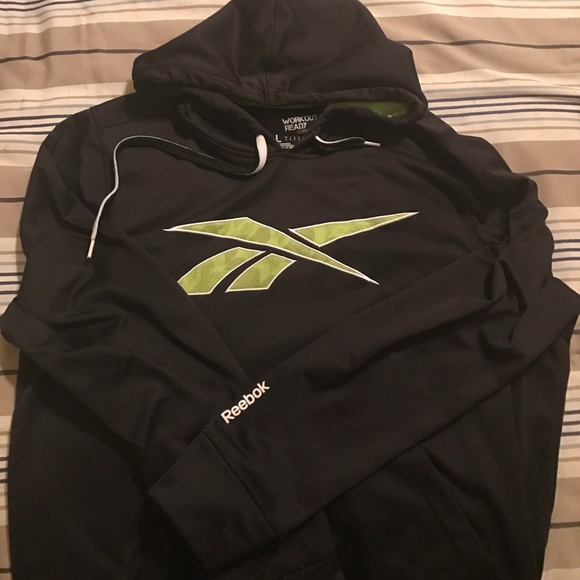 Reebok Black Sweatshirt - Picture 1 of 2