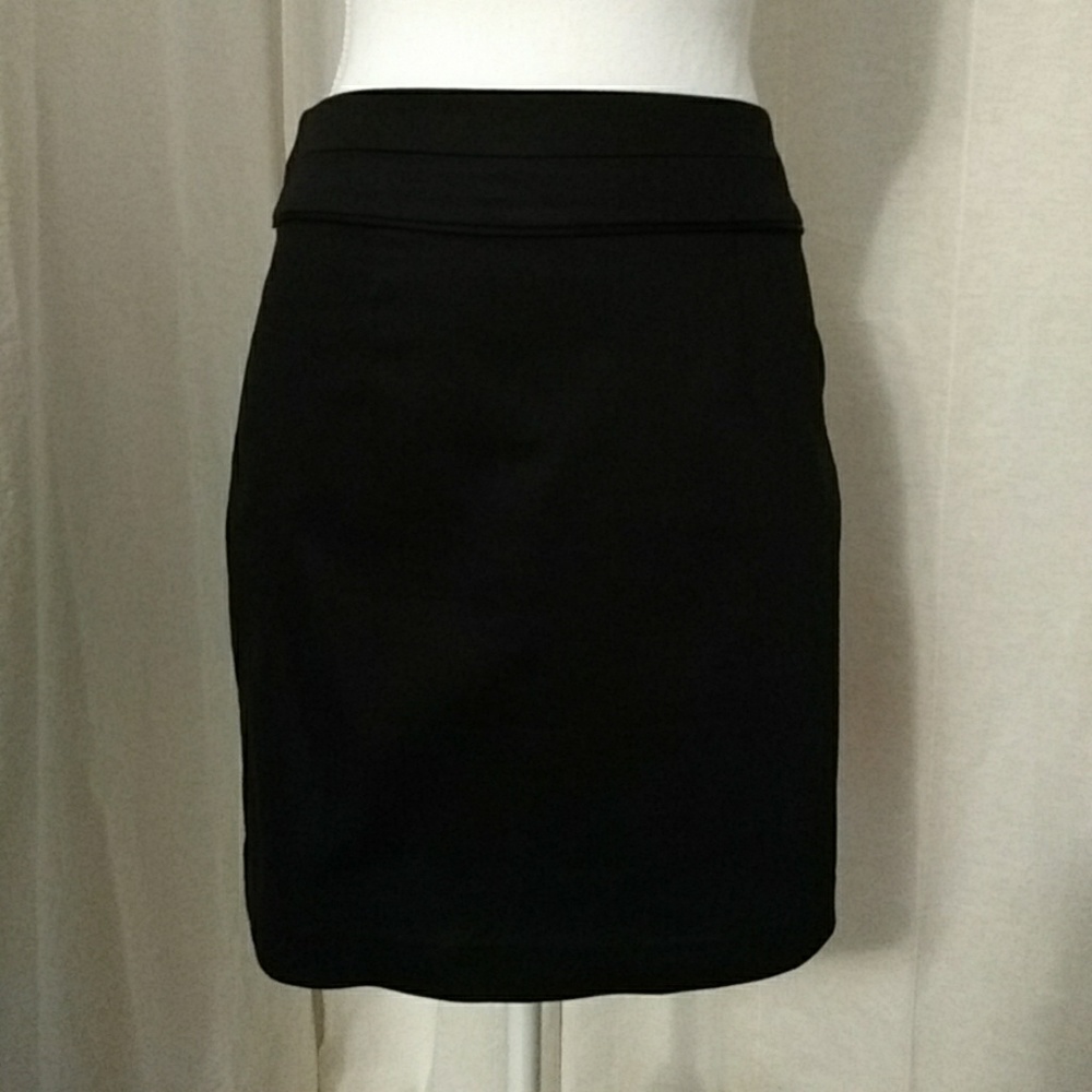 FINAL PRICE: Like New Cotton Blend Pencil Skirt