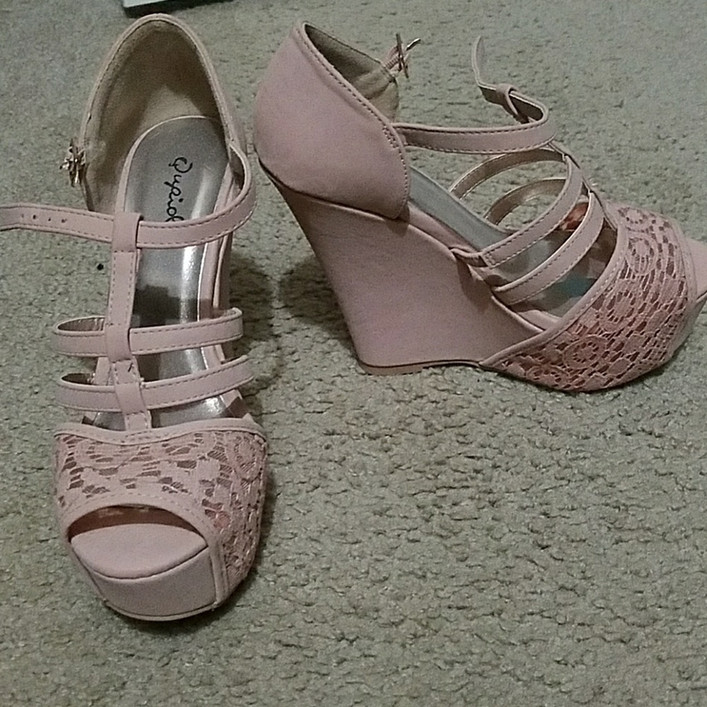 Light Pink Wedges