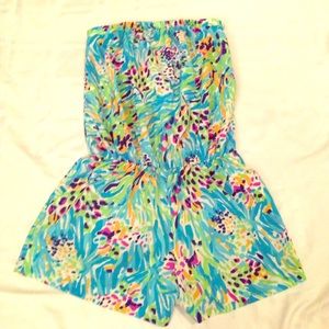 Fun Lilly Pulitzer romper with pockets