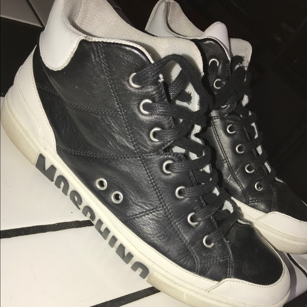 AUTHENTIC MOSCHINOS HITOP MENS