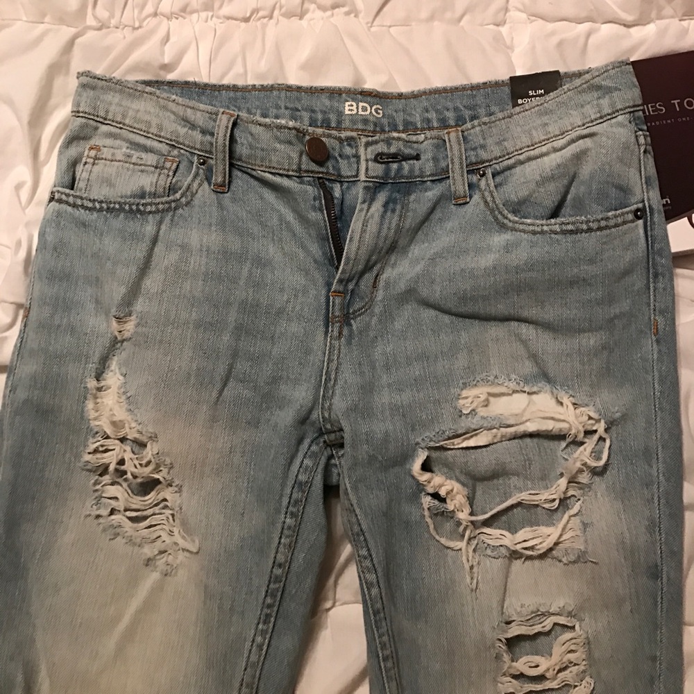 BDG denim bf jeans--run big