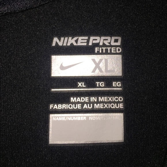 Nike Dri-Fit LiveStrong Thermal - Picture 3 of 3